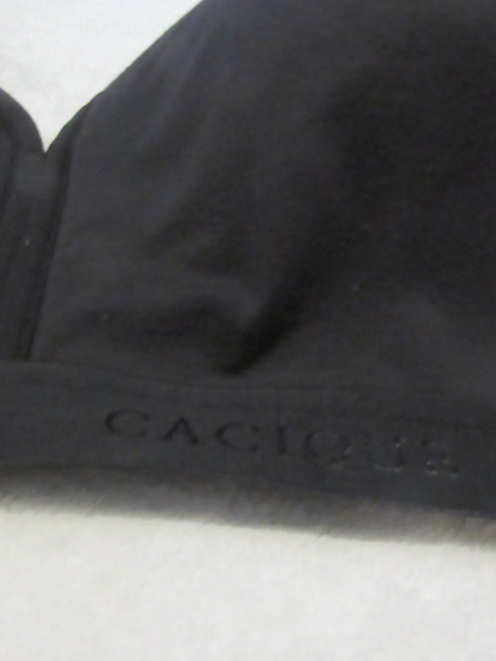 Cacique Black Lightly Lined No Wire Bra Size 44DD - Picture 2 of 6